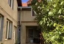 BRASADAS vinde casă cu etaj 8 cam 8 ari zona BOTIZULUI.