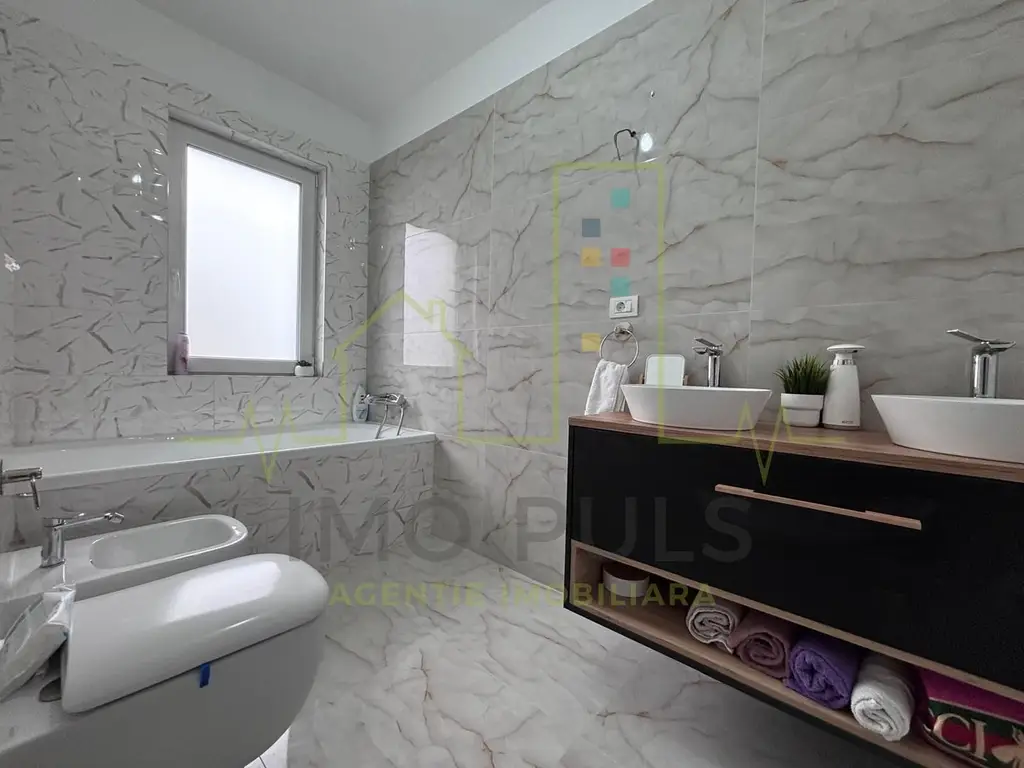 Duplex la cheie. 3 bai. 5 camere. La 4 minute de Timisoara.