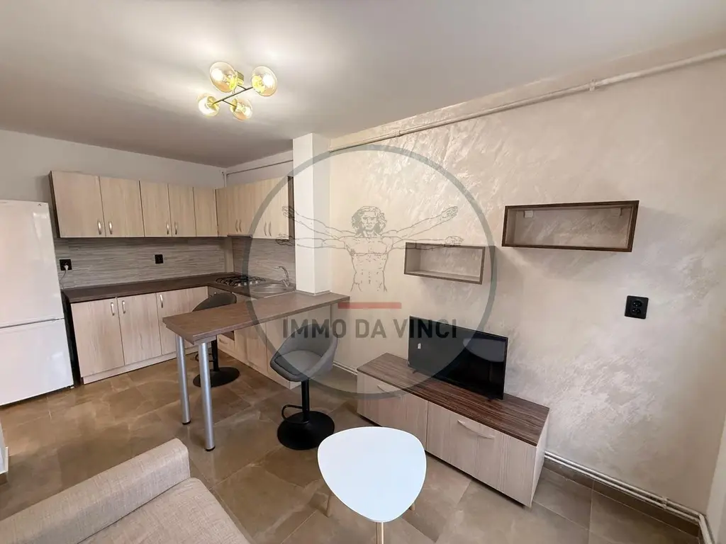 Prima închiriere după renovare totală 2 camere,  Zona Aurel Vlaicu