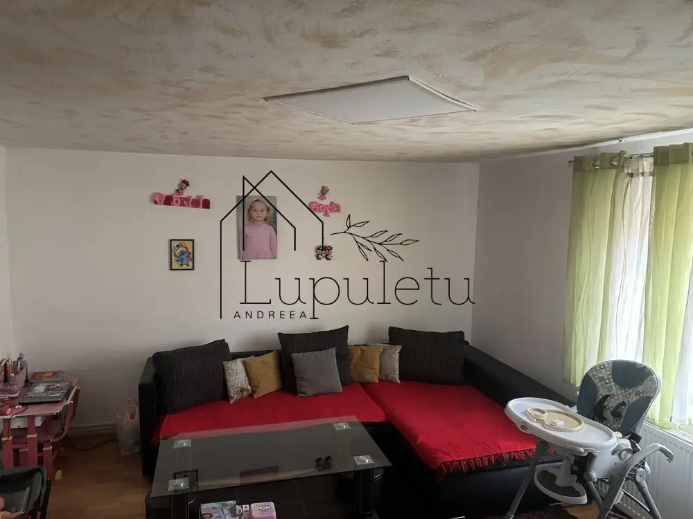 Casă de Vânzare în Bungard | 150 MPU | 2 Corpuri de Clădire
