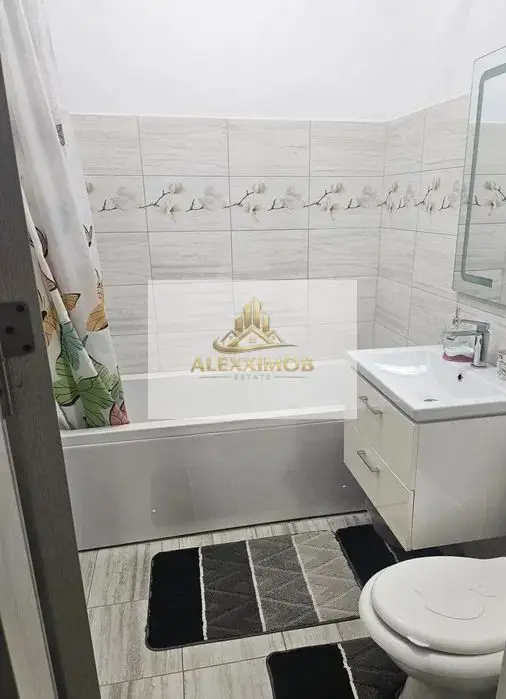 Apartament 3 Camere de Vanzare - zona Metalurgiei - 75 mp