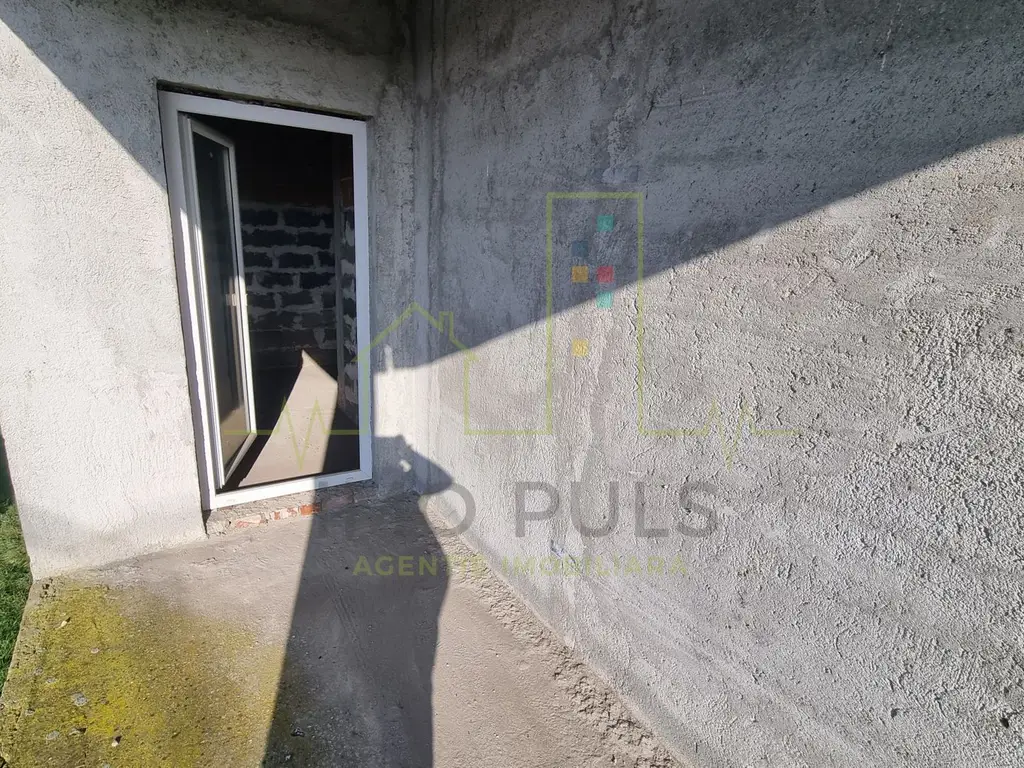 1/2 Duplex in centrul localitati Utvin.