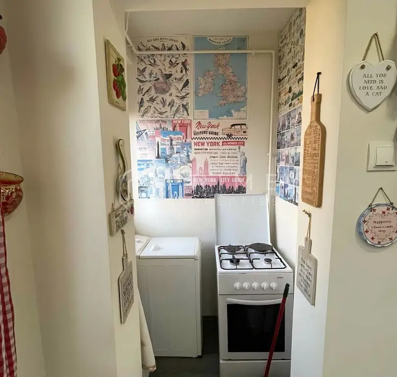 Apartament 2 camere semicentral etaj 3