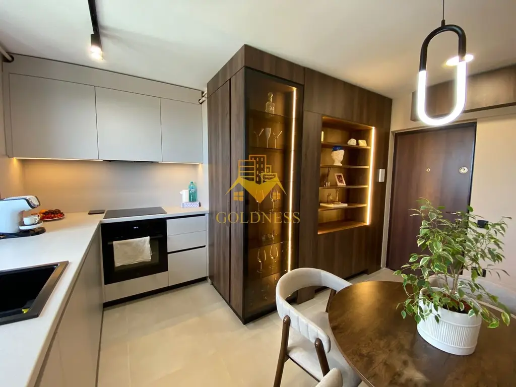 Apartament superfinisat 2 camere , zona Transylvania College!