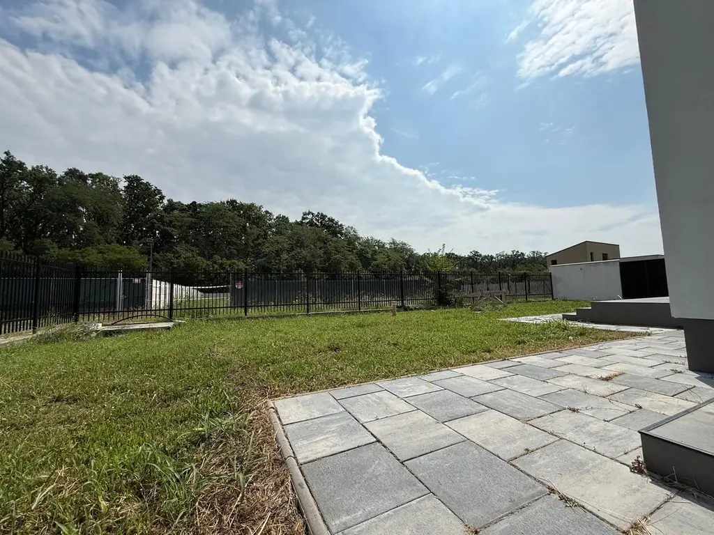 Forest Side Villa ** Corbeanca ** 150 mp Utili **420 mp Teren* com 0%