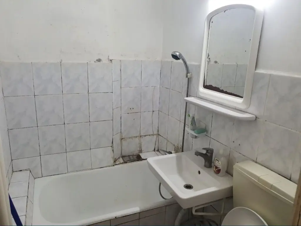 Garsoniera de vanzare