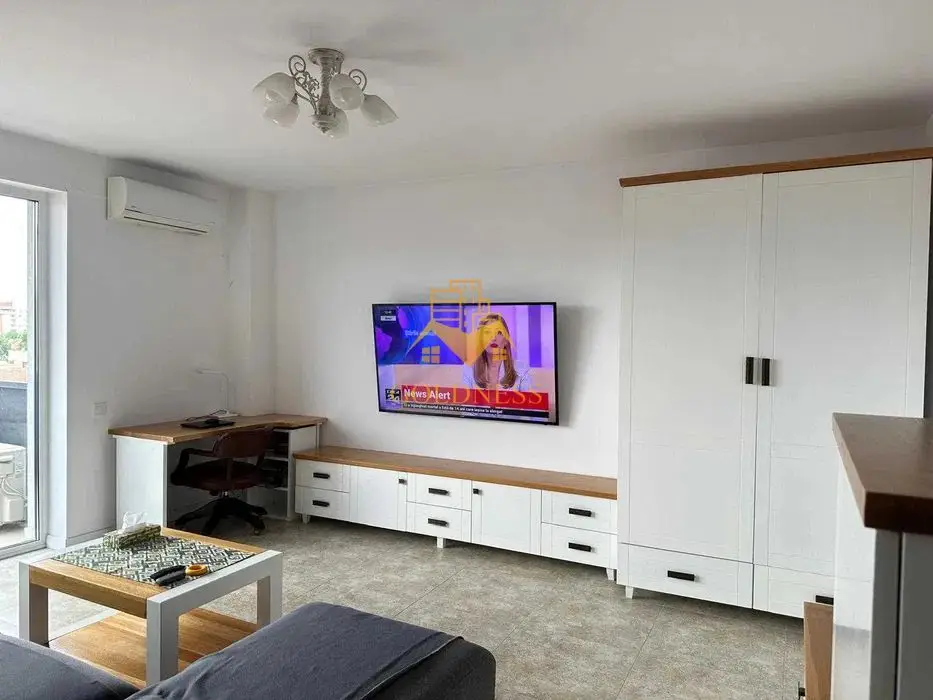 2 camere semidecomandate, Parcare, Semicentral, Parcul Feroviarilor