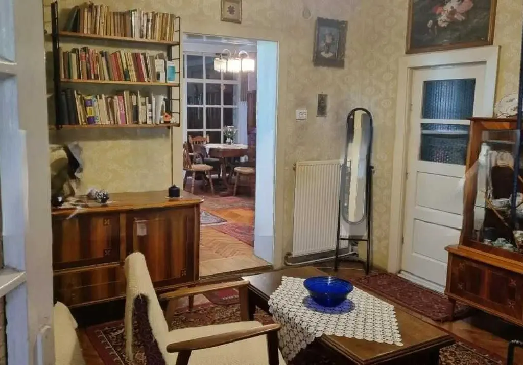 Casa de vanzare cu 4 camere, 110 mp, Satu Mare, zona 14 Mai