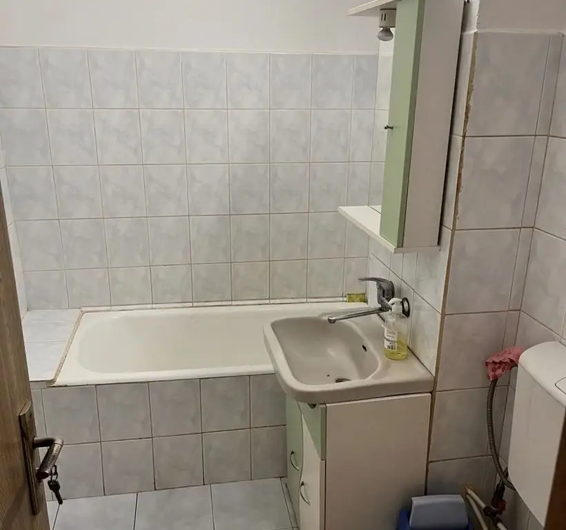 Inel 2- scoala 39-Apartament cu 3 camere
