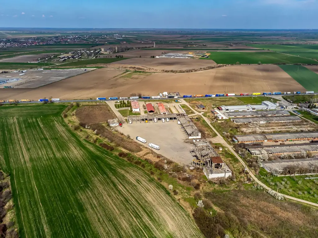 4,2 ha Teren DN7 Nădlac pentru Parc Logistic