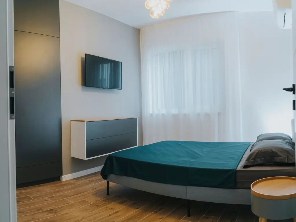 3 camere, ultracentral, Oradea. 239 000 E