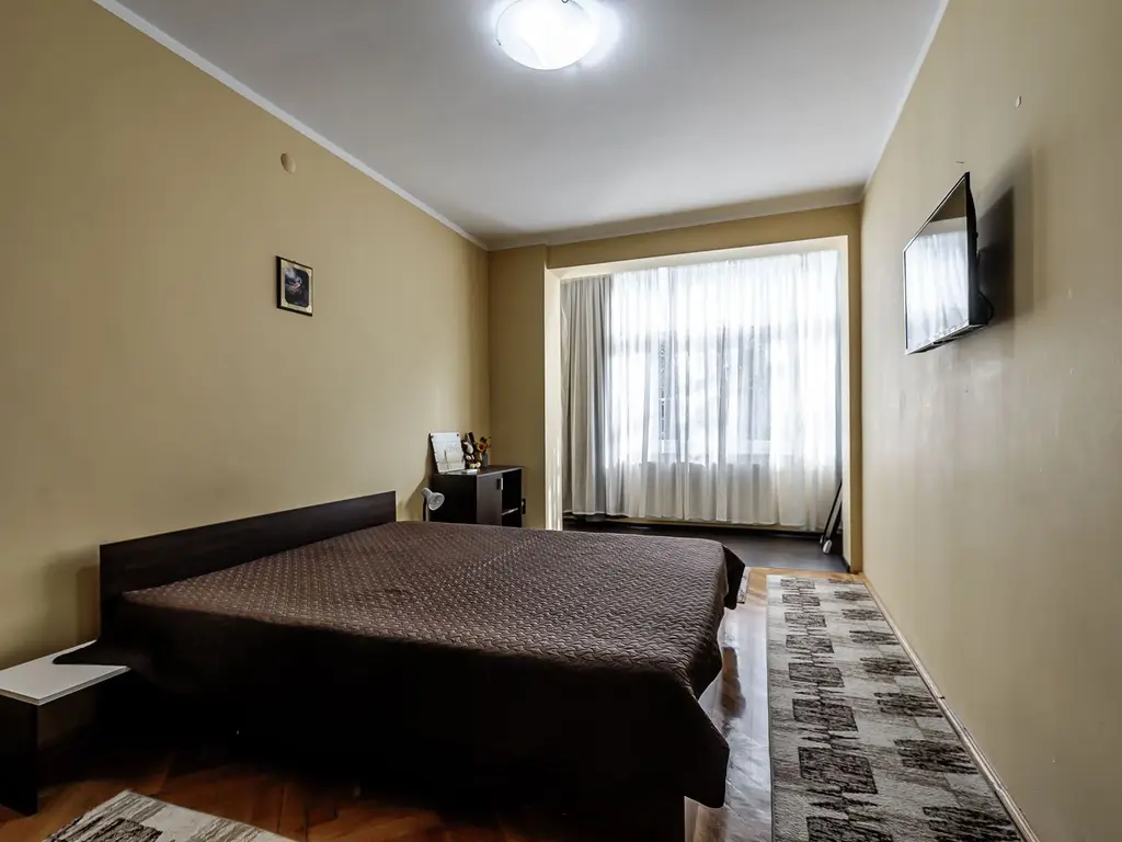 VANDUT! Apartament spațios, 2 camere decomandat, Podgoria Arad
