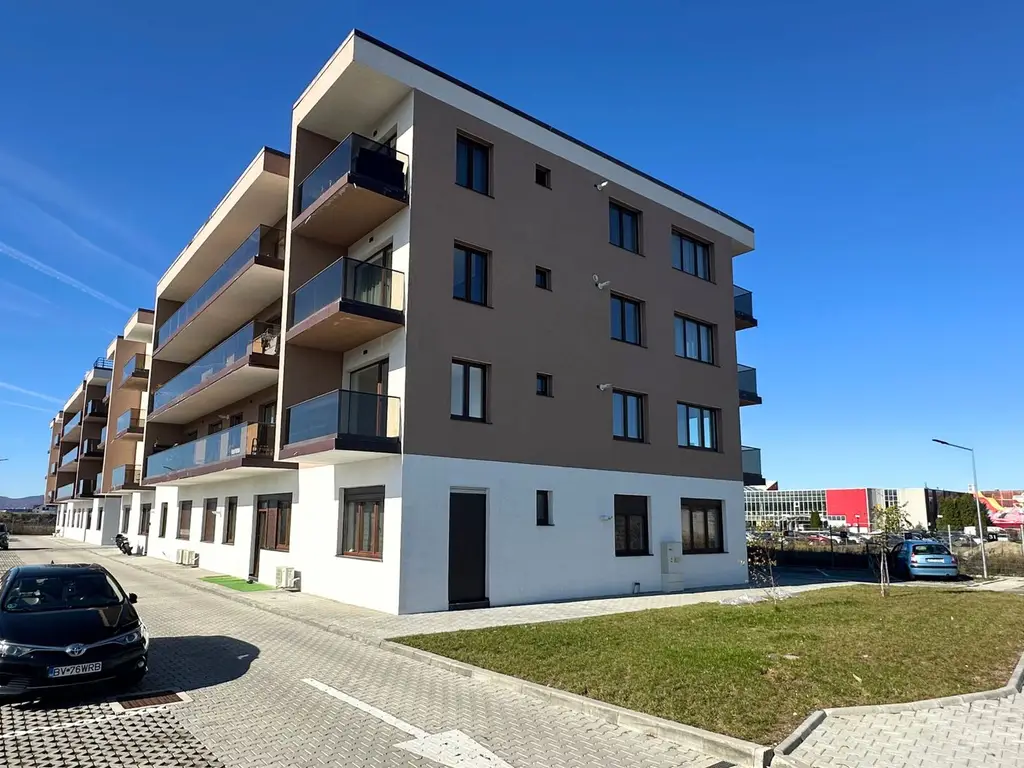 Apartament 2 camere 60 mp cu geam la baie lângă Paradisul Acvatic
