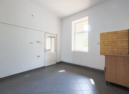 Spațiu comercial de vânzare în zona Centrală,  str Șaguna, Arad