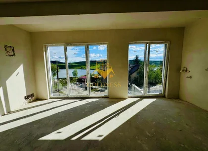 Casă tip duplex de vânzare, 4 camere, suprafață teren 200 mp, Chinteni