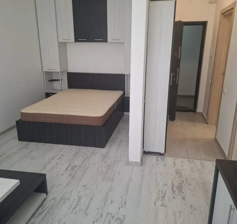 BRASADAS inchiriaza garsoniera etaj 5/5 zona Metalurgiei.