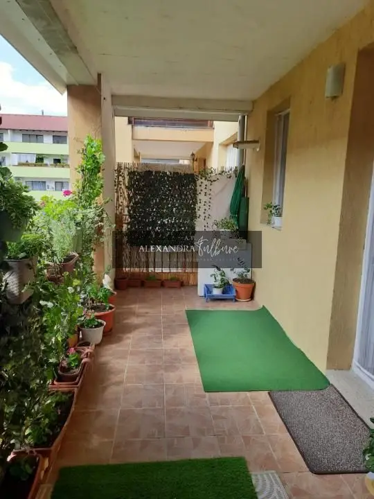 Apartament 2 camere decomandat, mobilat si utilat l Su 56 mp l Porii