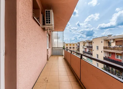 Apartament ultrafinisat la cheie cu 2 camere decomandat Piata Mica