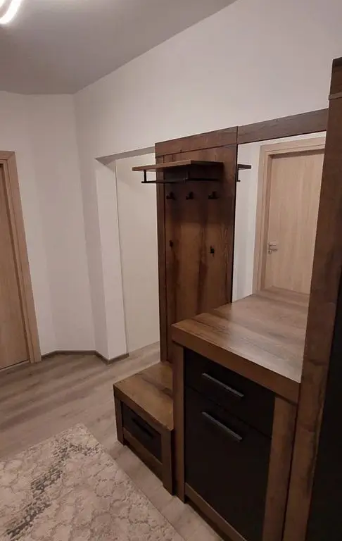 Bd. Unirii, 3 camere, 2 bai, centrala termica, parcare, lux
