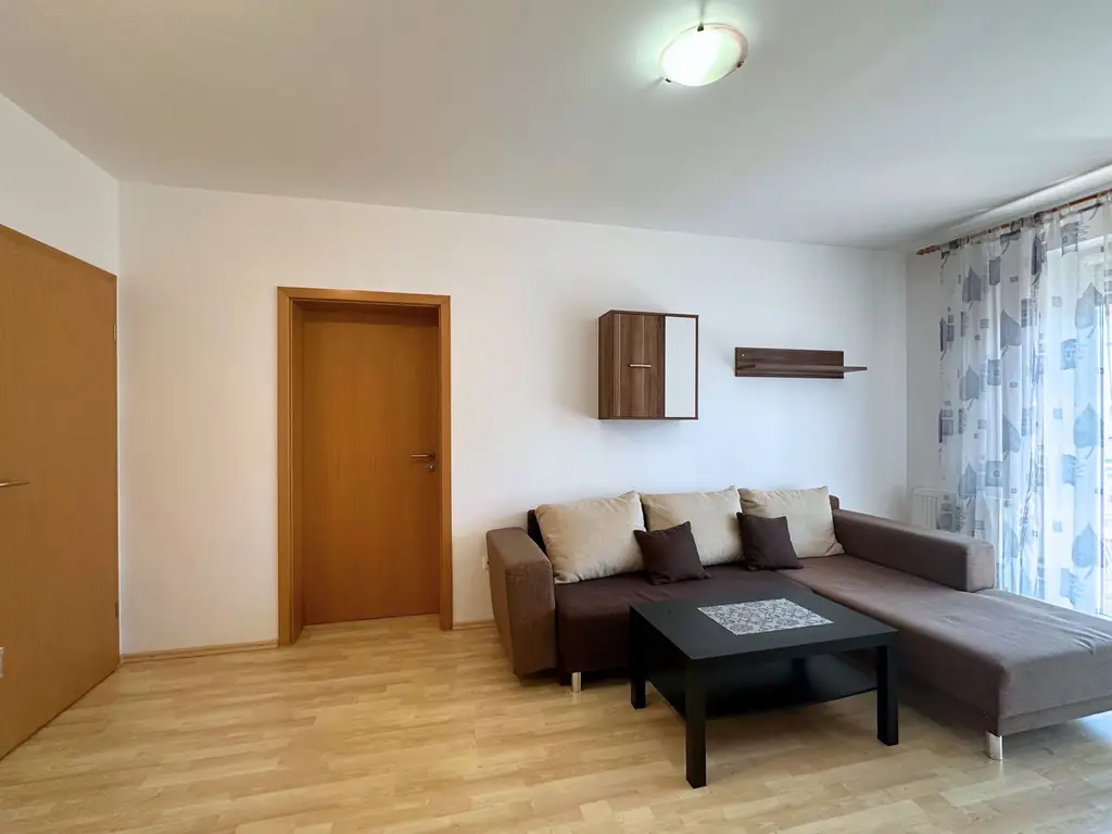 Apartament 2 camere mobilat și utilat cu vedere superbă spre Tâmpa