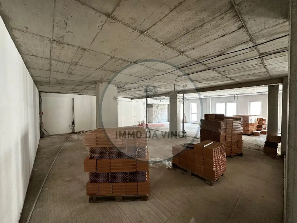 Spatii birouri 142mp si 194mp Marasti Iulius Mall finisaje la cerere