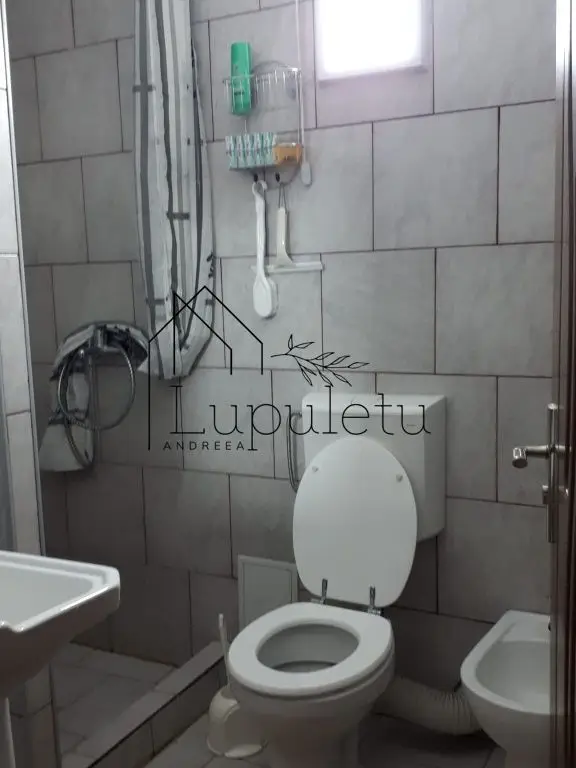 Garsonieră de Vânzare | 30 MPU | Decomandată | Parter | Lazaret