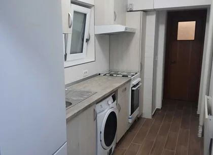 Ag BRASADAS închiriază ap 2 cam Et 3/9 50mp MAGHERU.
