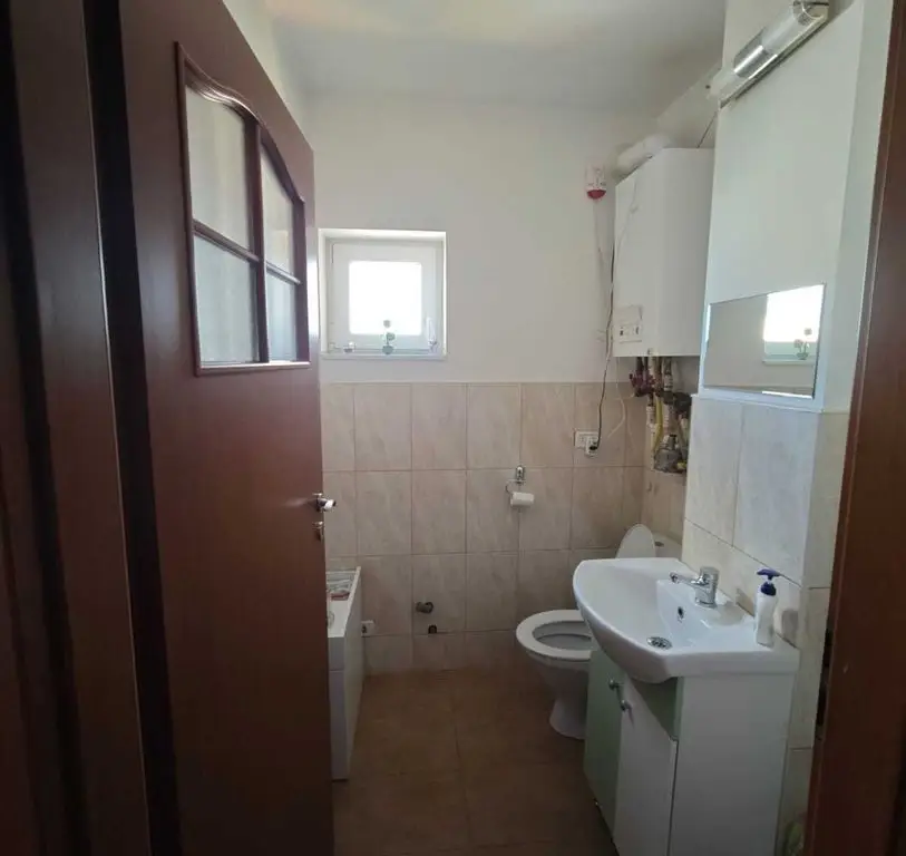 BRASADAS vinde ap 4 cam decomandat cu vedere deosebită
