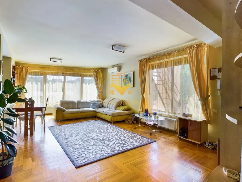 Casa individuala, Parcare, Curte Proprie, Andrei Muresanu