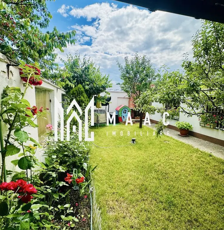 Casa moderna Vladesti | Zona Exclusivista | Curte interioara |
