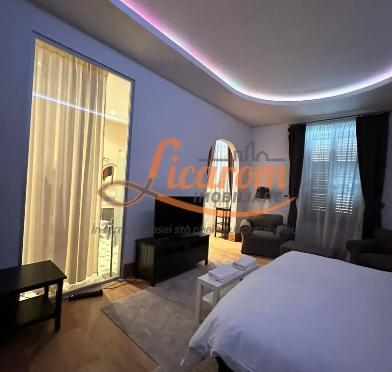Casa saseasca CRISTIAN,amenajata LUX,pt turism,piscina,curte