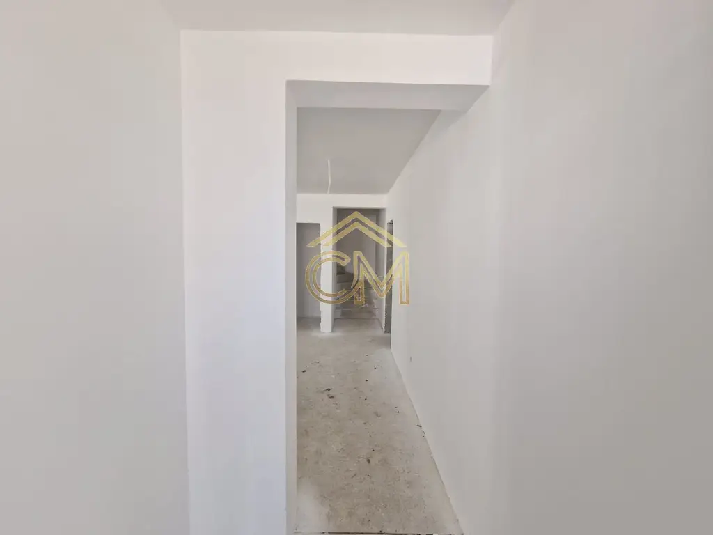 Quadruplex 4 Camere / 82MPU / Terasa / 170MP Curte