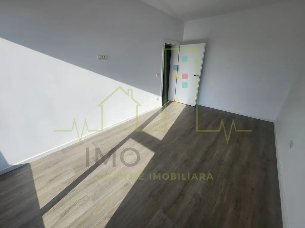 Apartament in Vila. Gradina proprie 150 mp. Terasa. 20.66