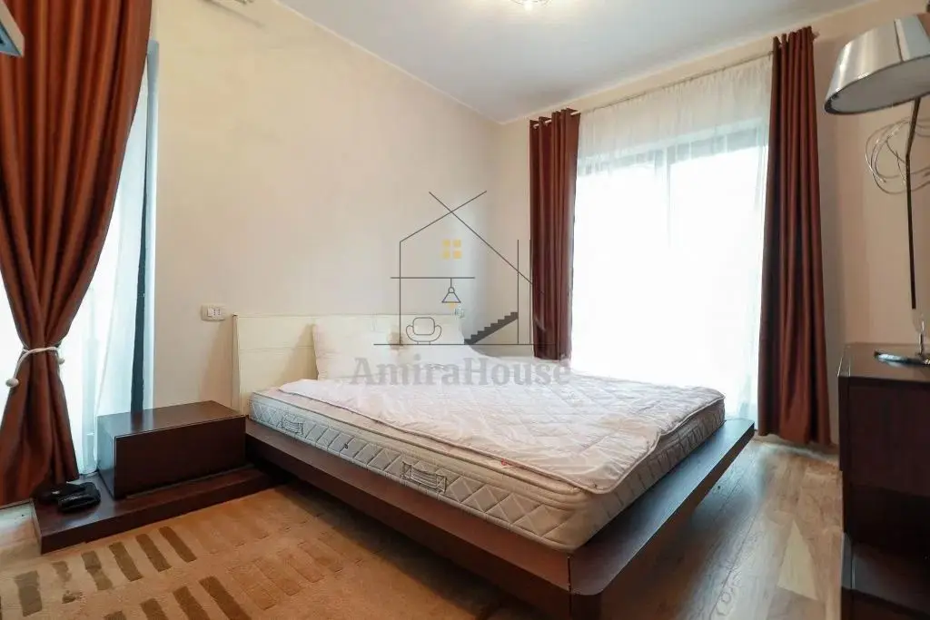 Casa tip duplex, 170 mp utili, 250 mp teren, finisata, mobilata, zona E.Ionesco
