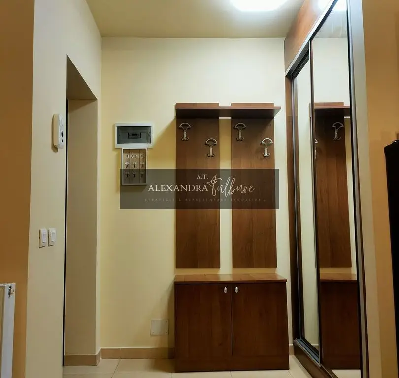 Apartament 3 camere, terasă, balcon închis, parcare