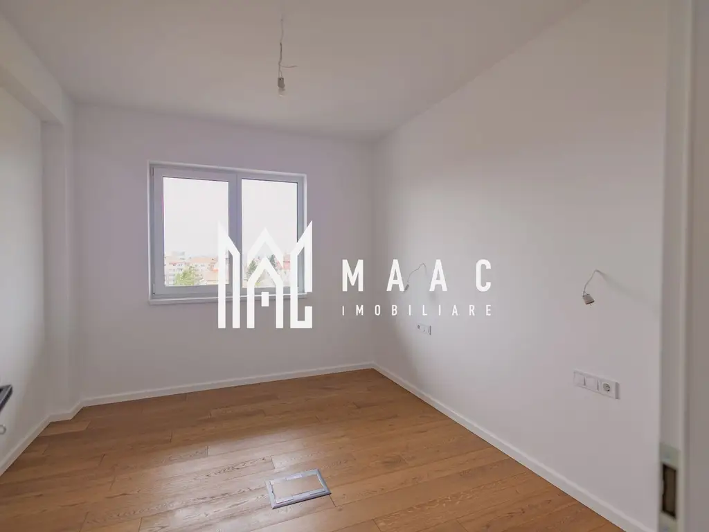 Penthouse | 4 camere | Balcon | Parcare | Terasa | D. Stanca