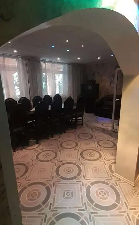 Ag. EUROPA vinde parterul unei case cu 2 etaje în zona Carpați 2.