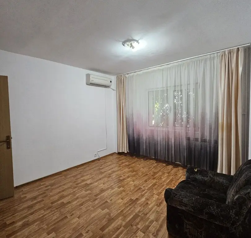 INCHIRIERE APARTAMENT 4 CAMERE | PARTER
