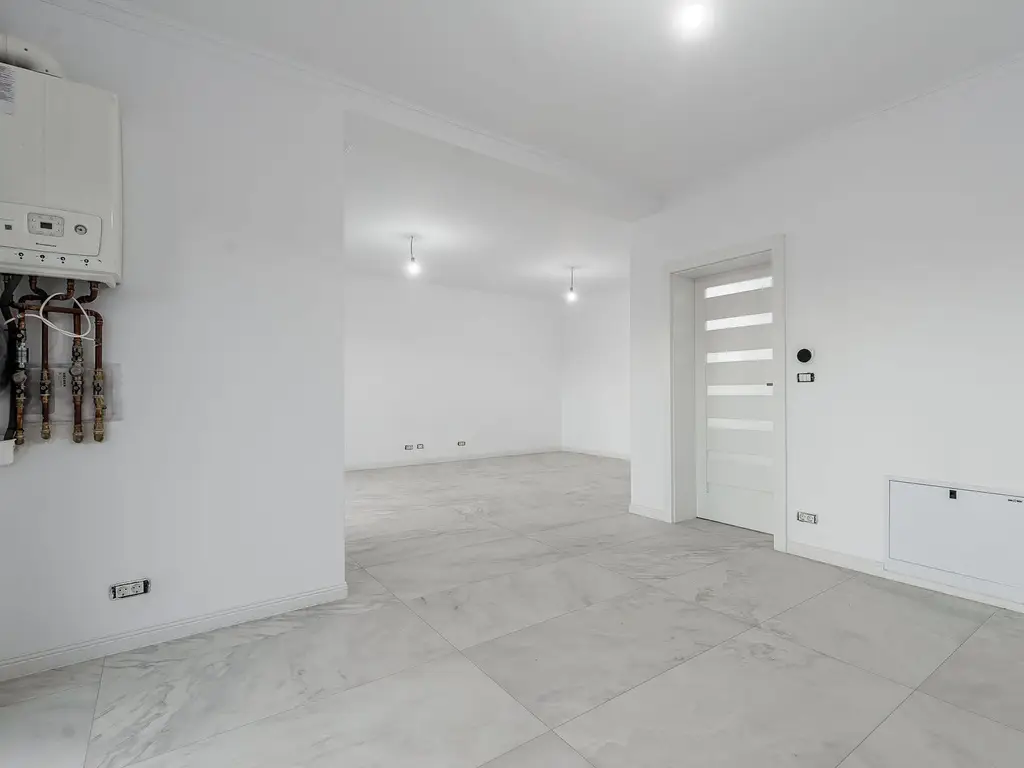 PREȚ REDUS! Vilă nouă cu terasă panoramică și 4 dormitoare, în Gai