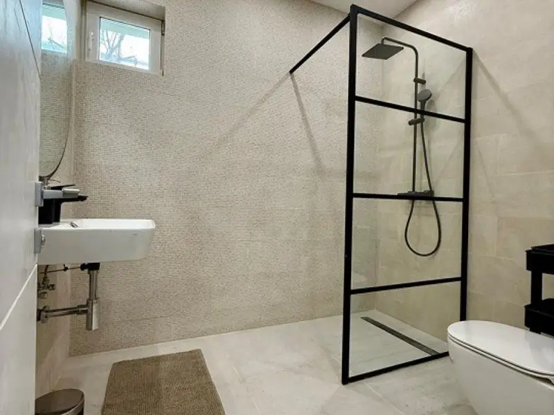 Tineretului apartament 3 camere renovat. mobilat nou