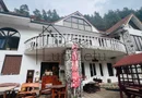 Pensiune de vânzare | 400 MPU | 10 Camere | Rasinari - Curmatura
