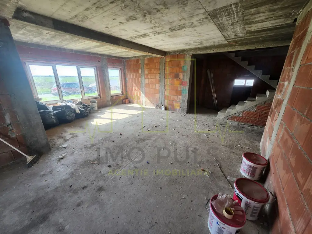 Casa individuala. 700 mp teren. Terasa mare. Suprafete generoase.