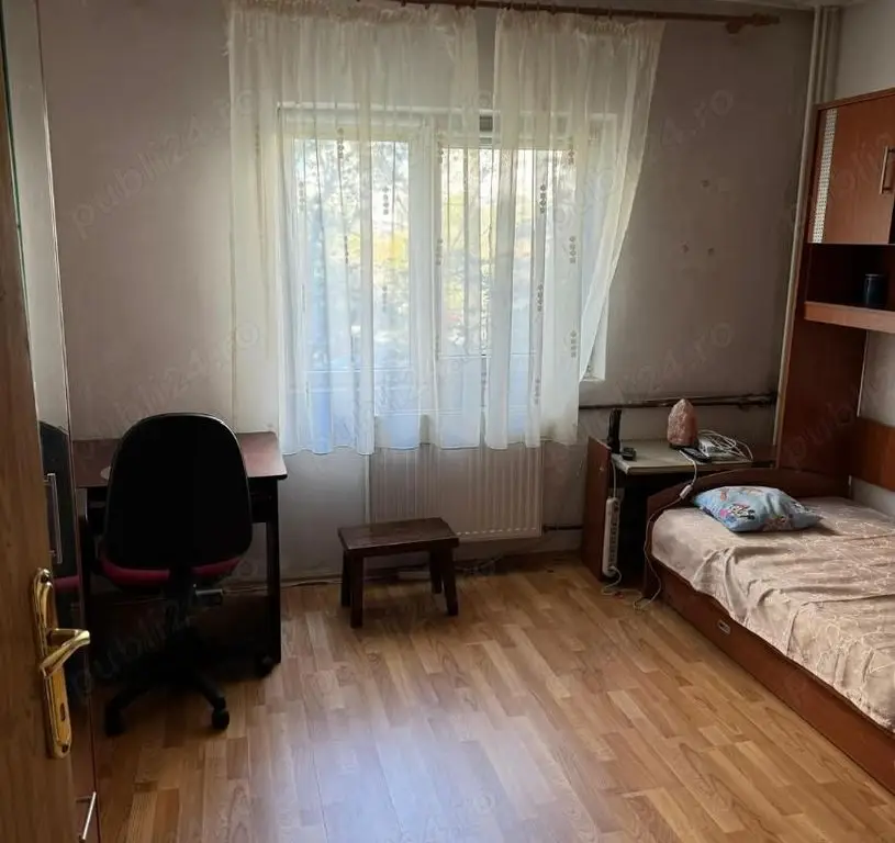Vanzare Apartament 3 camere