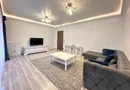 Vând apartament 3 camere 3 minute de Coresi complex ISARAN