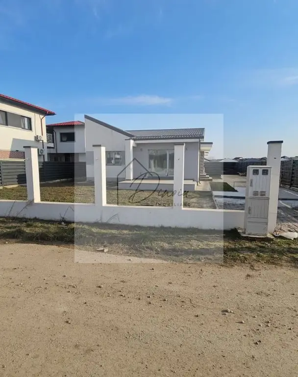 Case de vanzare Tunari
