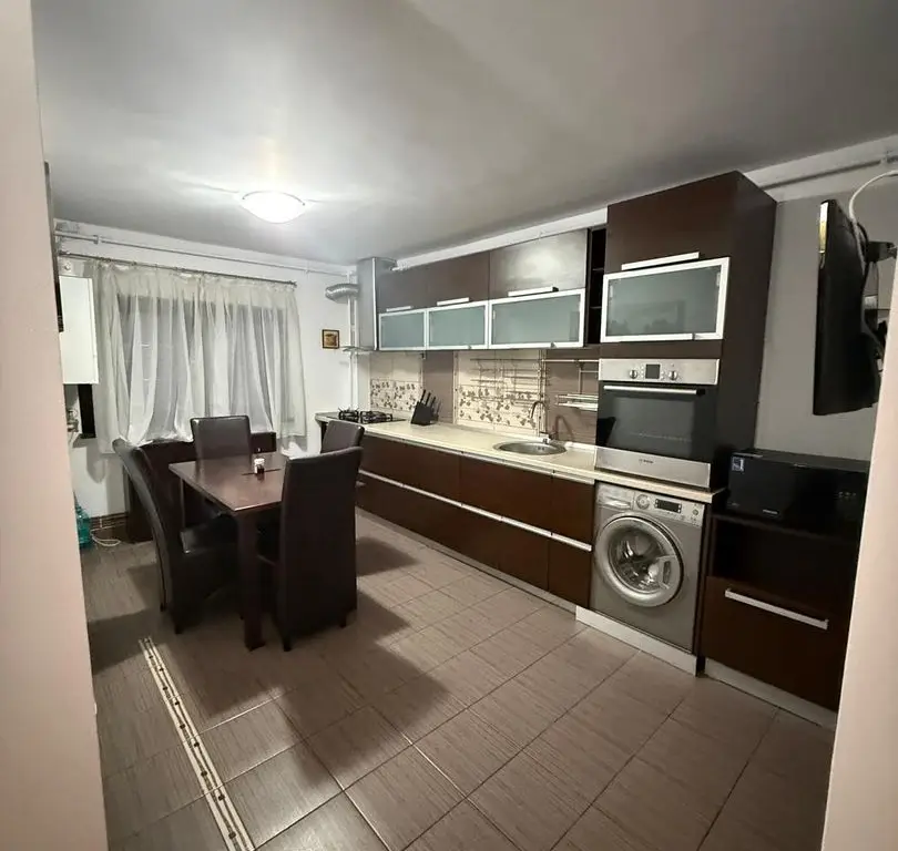 Rahova Str Doina apartament 2 camere mobilate si centrala termica