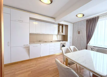 Inchiriere  - 3 camere mobilate si utilate premium - Faleza Dunarii