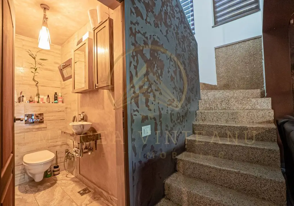 Casa P+1E de vanzare in Mamaia - Tabara Navodari