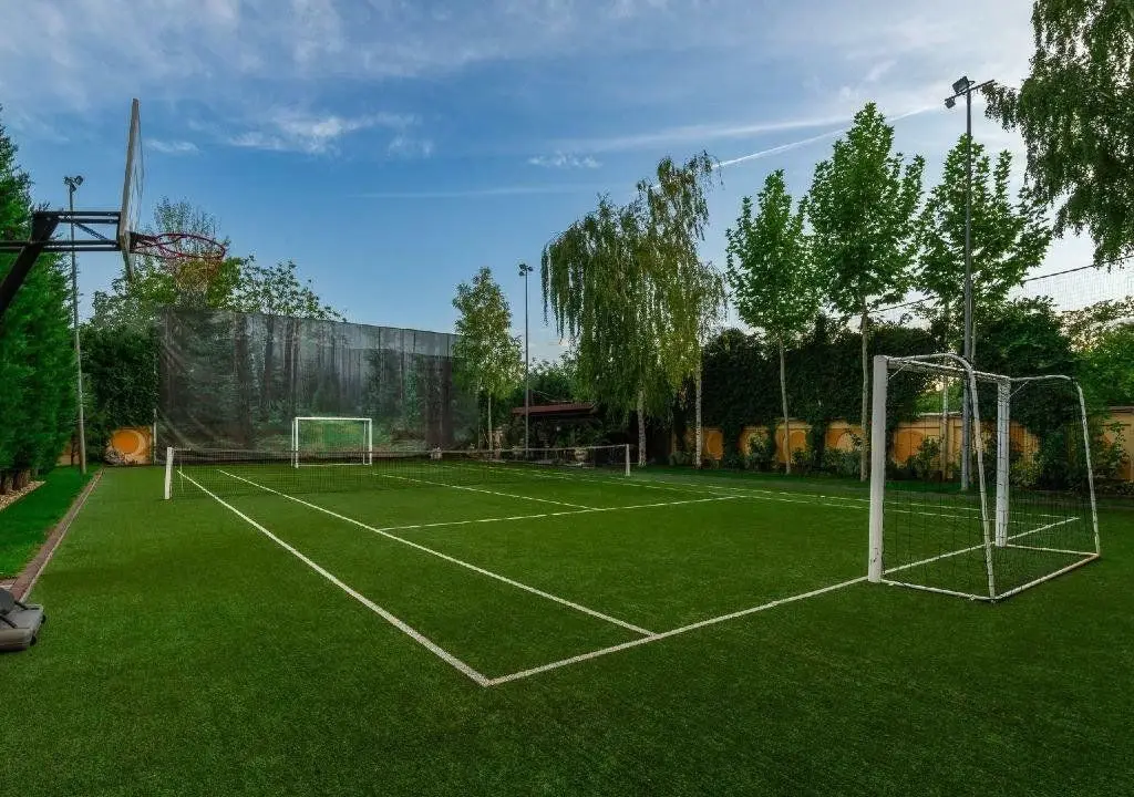 Gradina Japoneza SPA Crama Teren Tenis Foisor Iaz Pesti ..