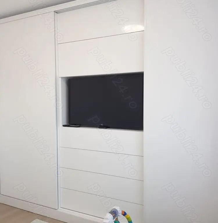 Apartament 3 camere, 80 mp utili, 2 locuri parcare, 2 bai, 2 balcoane